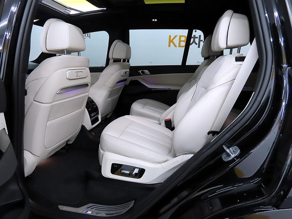 BMW X7 40i xDrive M스포츠 팩 - 이미지 6