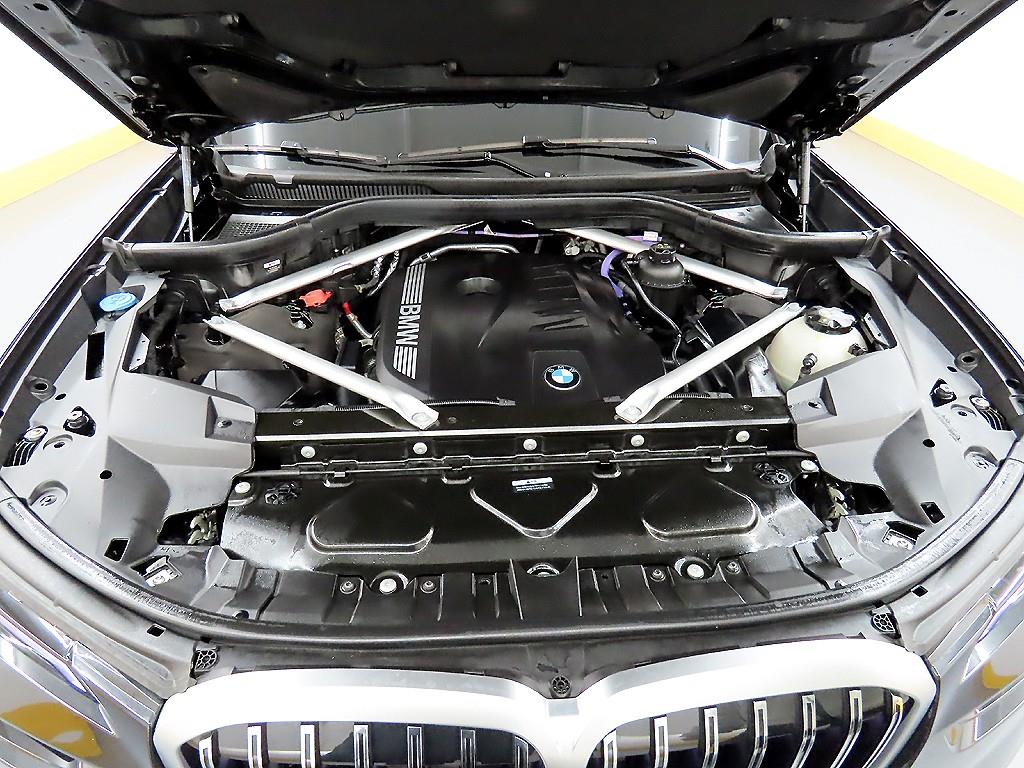 BMW X7 40i xDrive M스포츠 팩 - 이미지 5