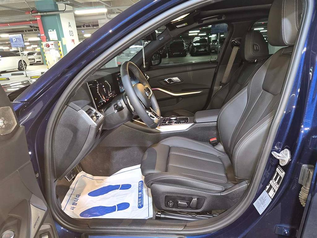 BMW 3시리즈(7세대) 320i - 이미지 12