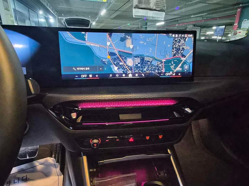 BMW 3시리즈(7세대) 320i - 이미지 6