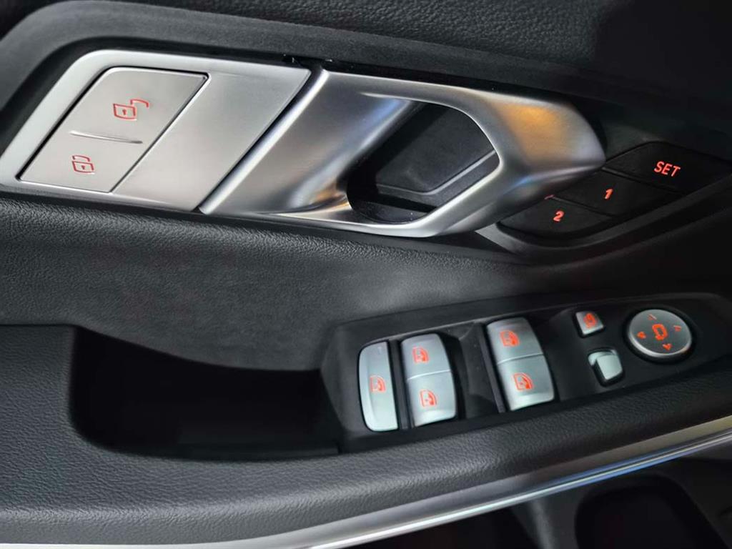 BMW 3시리즈(7세대) 320i - 이미지 20