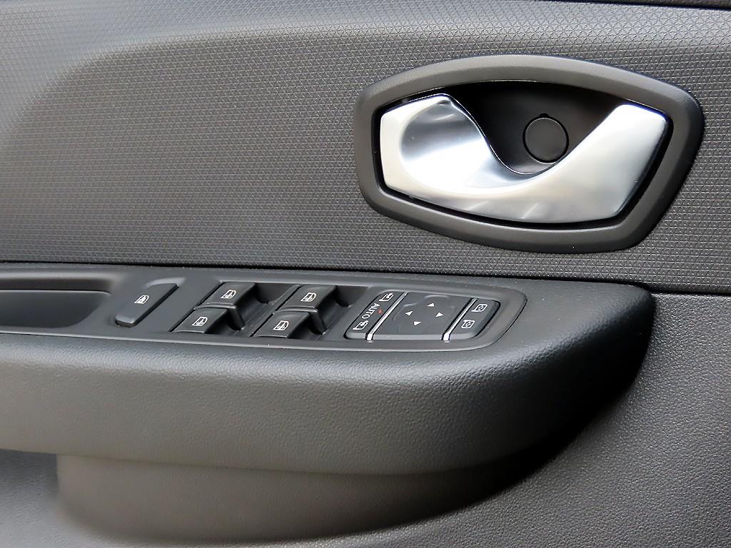 르노 (삼성) 클리오 1.5 디젤 젠 - 이미지 7