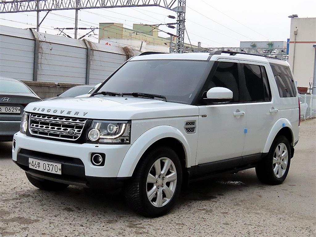 랜드로버 디스커버리4 3.0 SDV6 HSE - 이미지 17