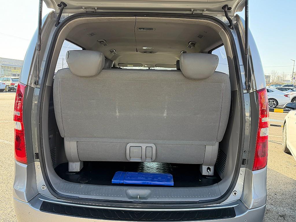 현대 그랜드스타렉스 12인승 디젤 CVX 프리미엄 - 이미지 5