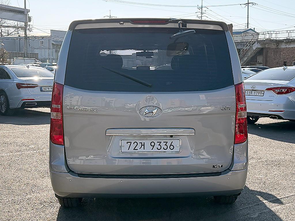 현대 그랜드스타렉스 12인승 디젤 CVX 프리미엄 - 이미지 19