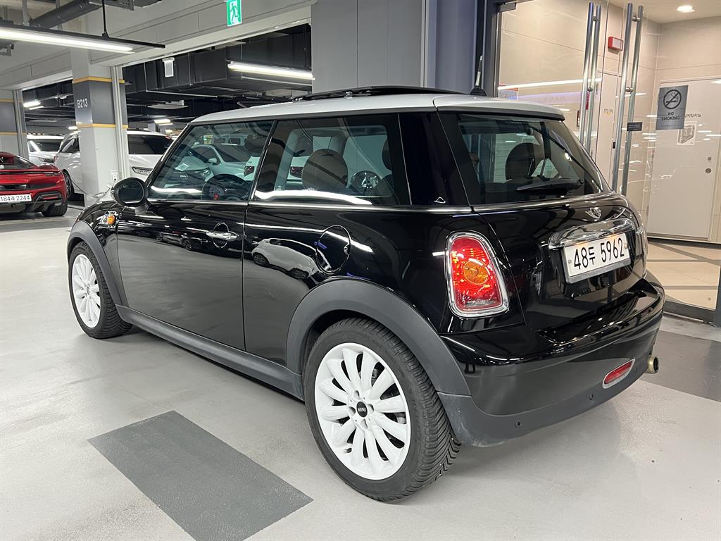 미니 쿠퍼(2세대) 1.6 메이페어 - 이미지 11