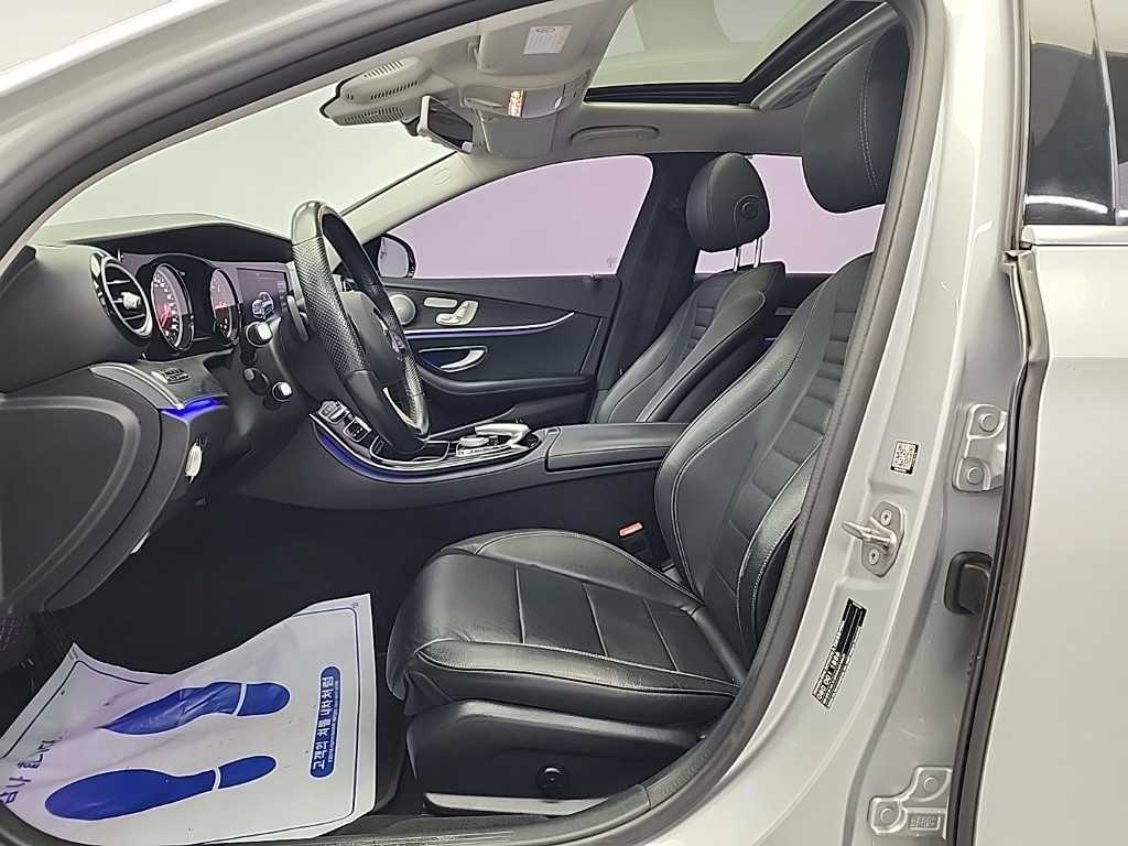 벤츠 E클래스(5세대) E220d 아방가르드 - 이미지 14