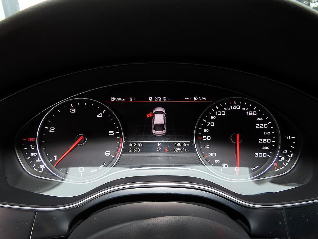 아우디 A7 55 TDI 콰트로 다이나믹 - 이미지 13
