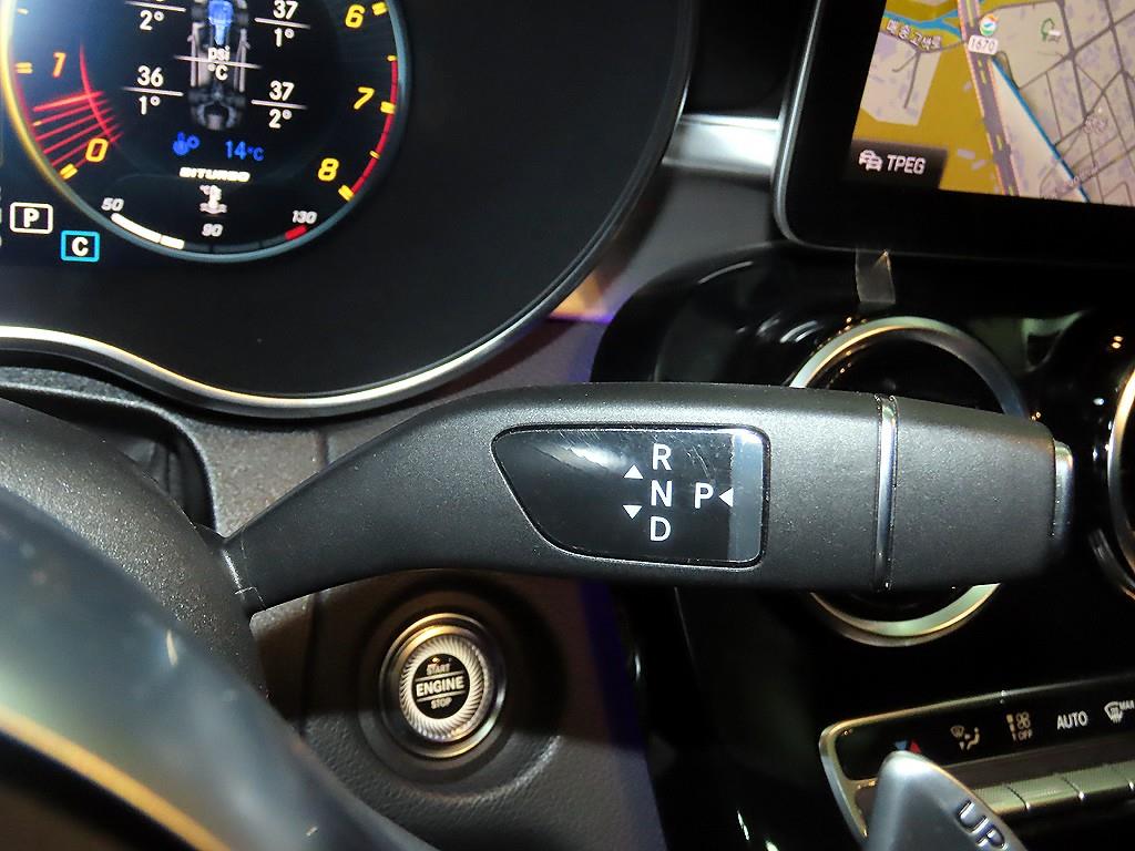 벤츠 C클래스(4세대) C43 AMG 4매틱 - 이미지 12