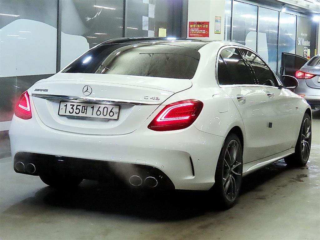 벤츠 C클래스(4세대) C43 AMG 4매틱 - 이미지 14