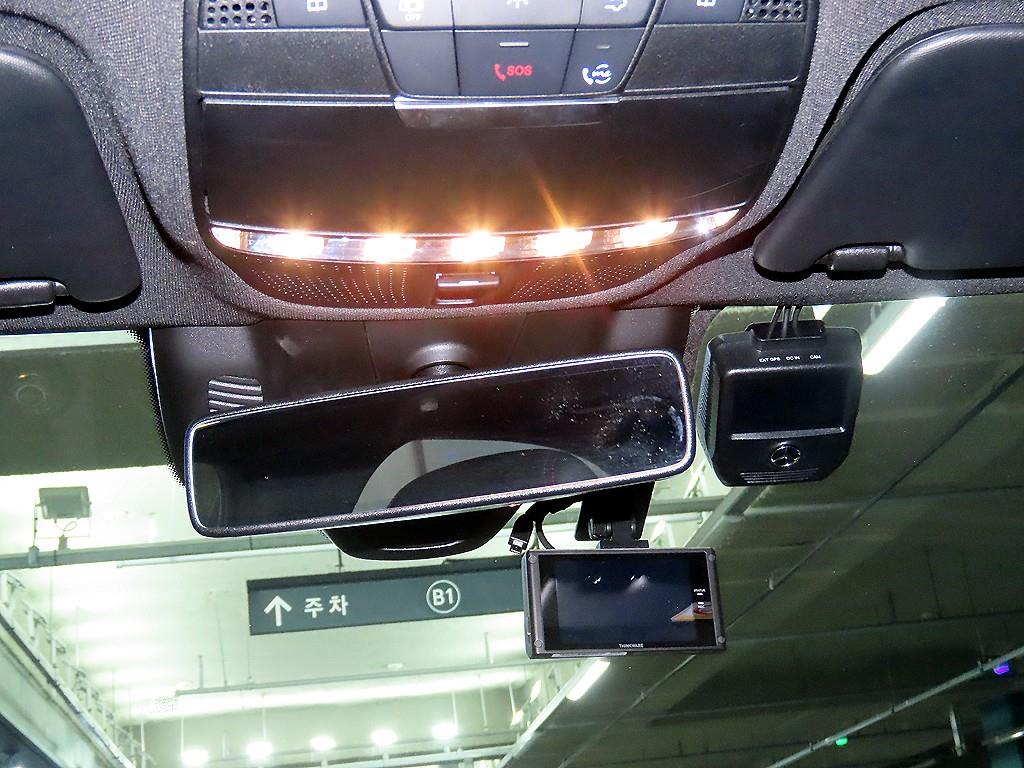 벤츠 C클래스(4세대) C43 AMG 4매틱 - 이미지 7