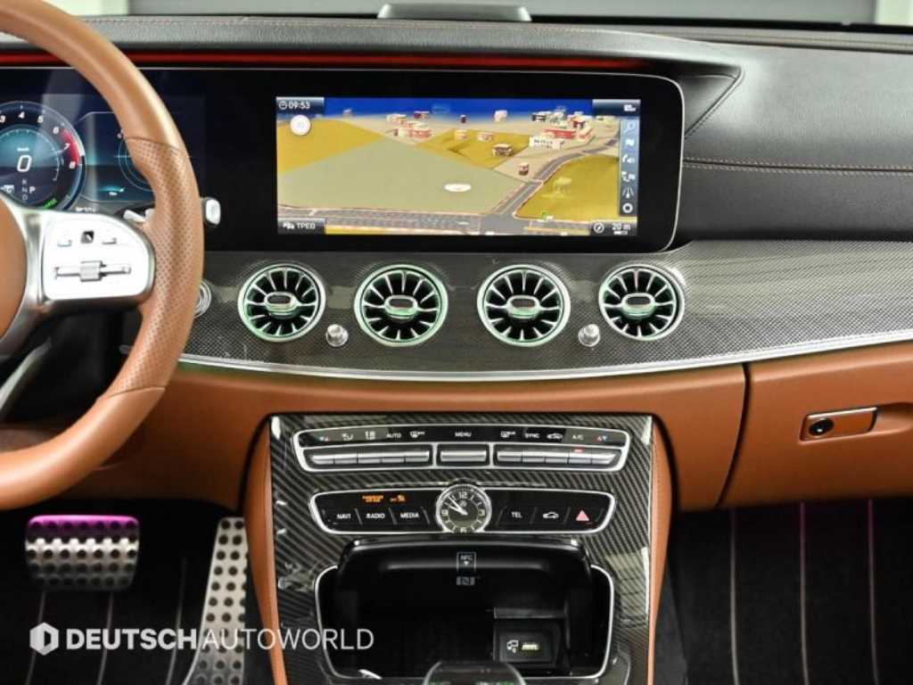 벤츠 E클래스(5세대) E220d 4매틱 익스클루시브 - 이미지 2