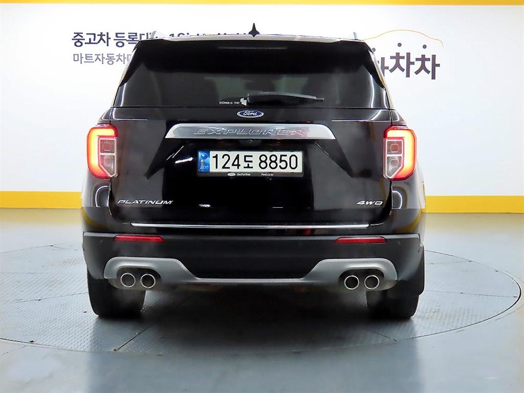 포드 익스플로러(6세대) 3.0 AWD 플래티넘 - 이미지 10
