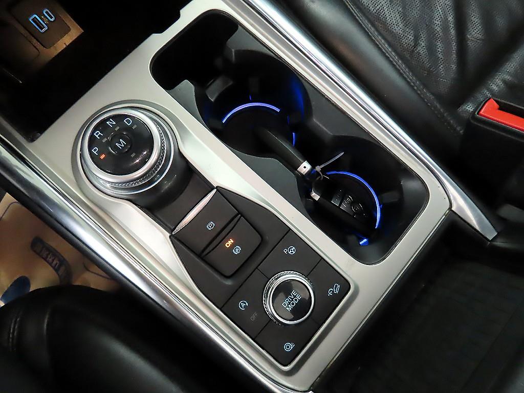 포드 익스플로러(6세대) 3.0 AWD 플래티넘 - 이미지 4