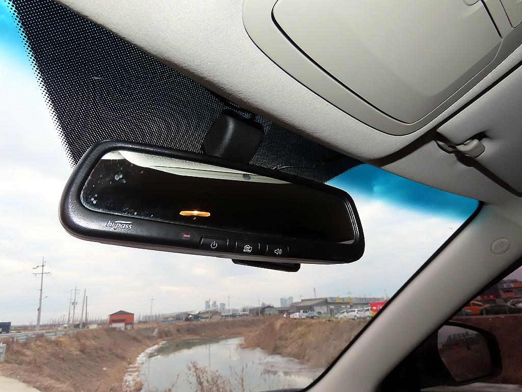 KG모빌리티(쌍용) 베리 뉴 티볼리 1.5 가솔린 2WD 직판용 - 이미지 7