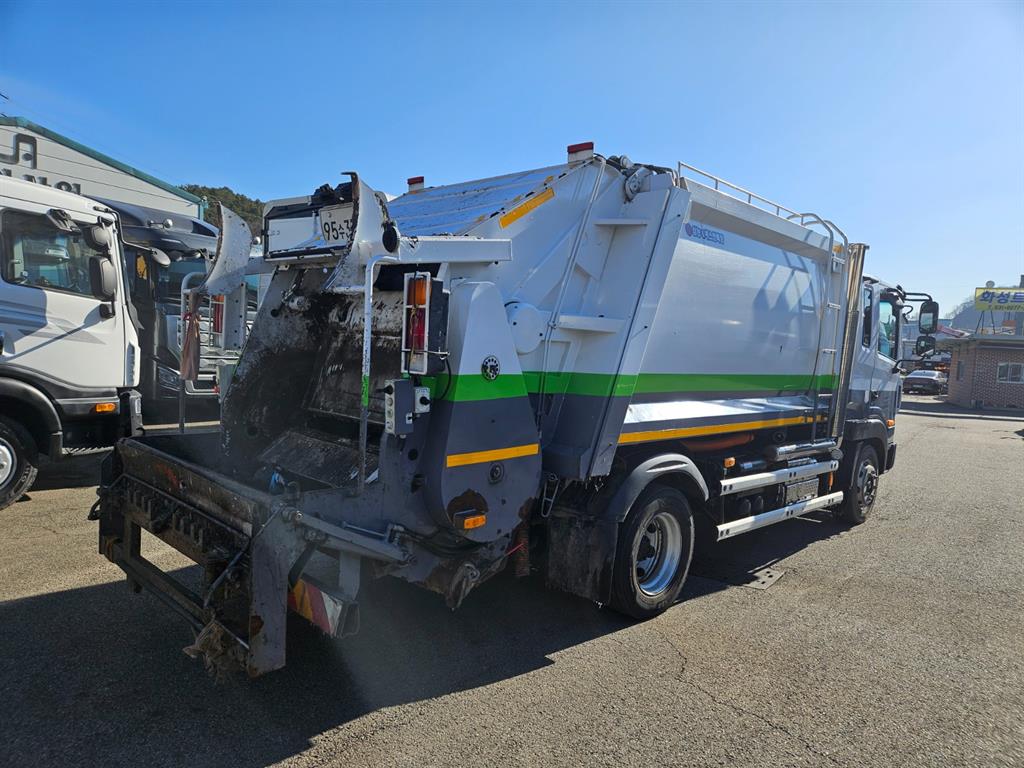 현대 메가트럭 - 이미지 8