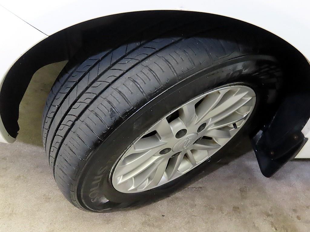 KG모빌리티(쌍용) 코란도 투리스모 2.0 4WD 11인승 GT