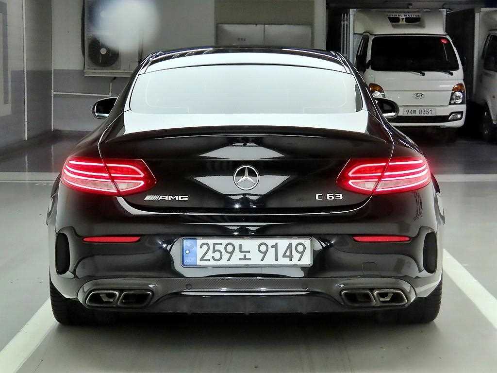 벤츠 C클래스(4세대) C63 AMG 쿠페