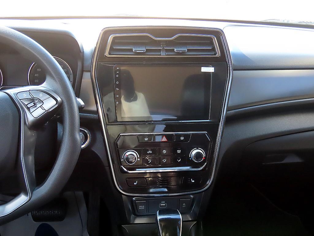 KG모빌리티(쌍용) 베리 뉴 티볼리 1.5 가솔린 2WD 직판용 - 이미지 3