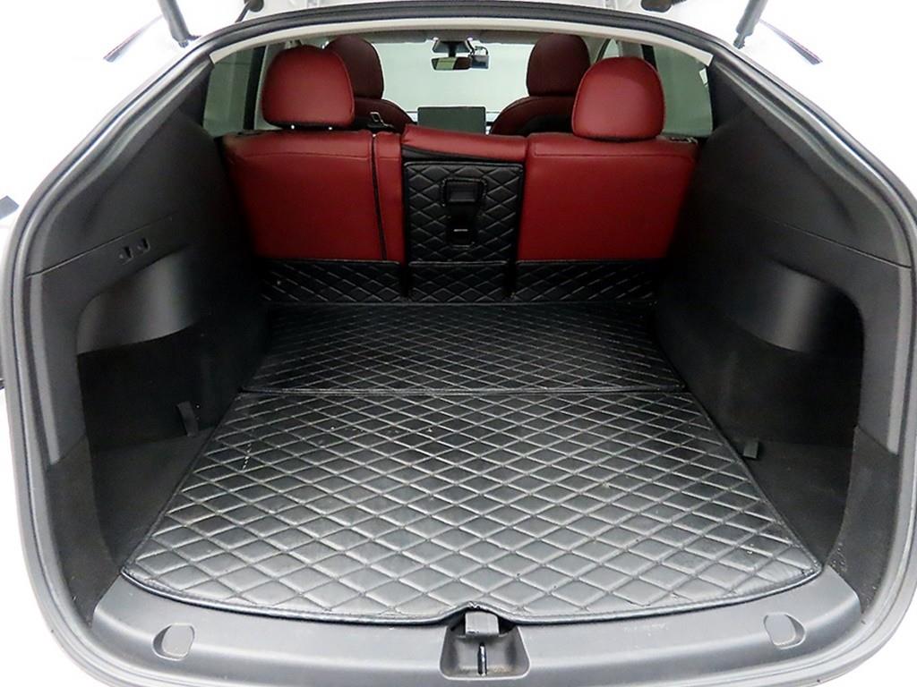 테슬라 모델 Y AWD 롱 레인지 - 이미지 19