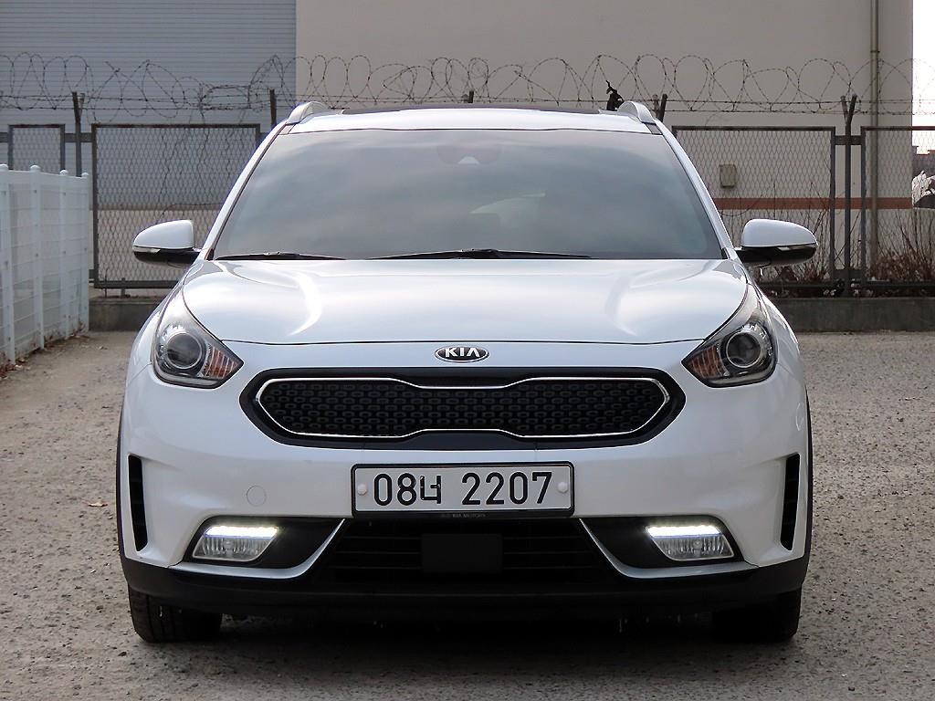 기아 니로 1.6 하이브리드 프레스티지 - 이미지 5