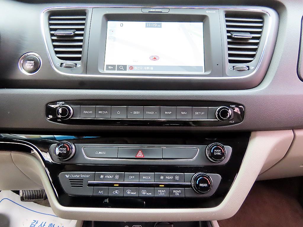 기아 더 뉴카니발 9인승 디젤 럭셔리 - 이미지 3