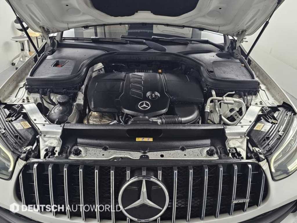 벤츠 GLC클래스 GLC 220d 4매틱 쿠페 - 이미지 6