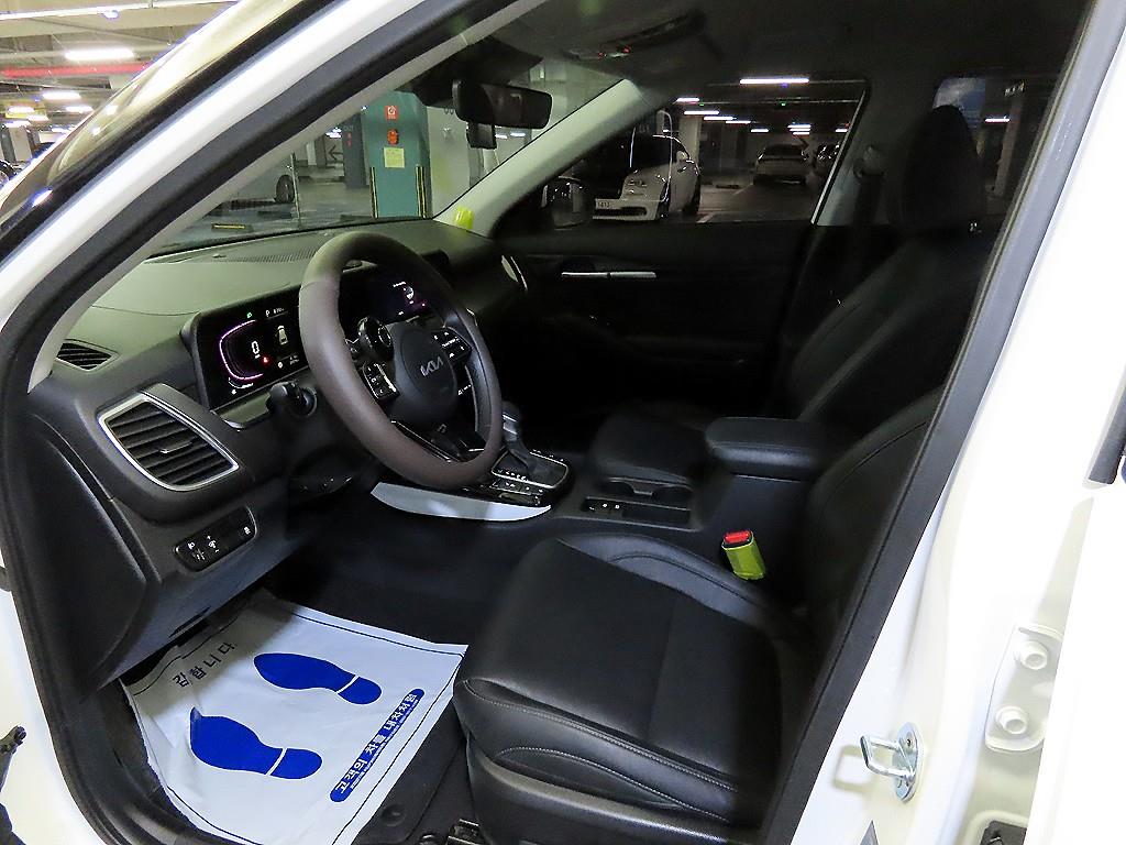 기아 더 뉴셀토스 1.6 가솔린 터보 2WD 프레스티지 - 이미지 2