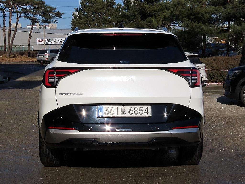 기아 더 뉴스포티지 1.6 가솔린 2WD 시그니처 - 이미지 11