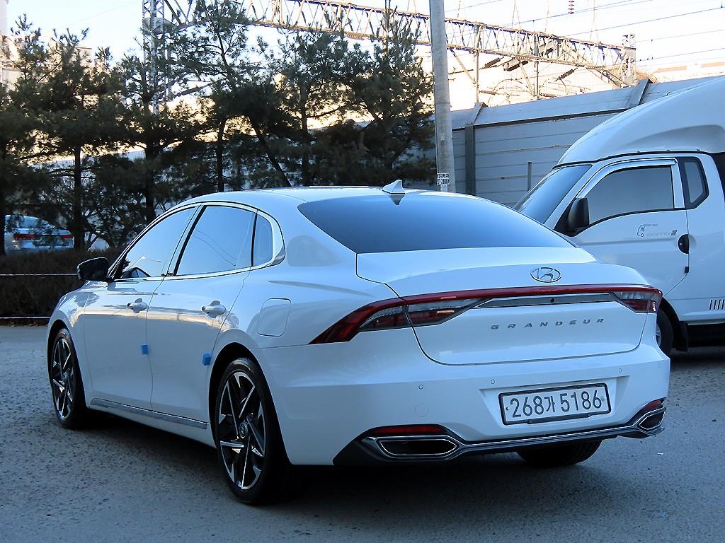 현대 더 뉴그랜저IG 가솔린 2.5 익스클루시브 - 이미지 13