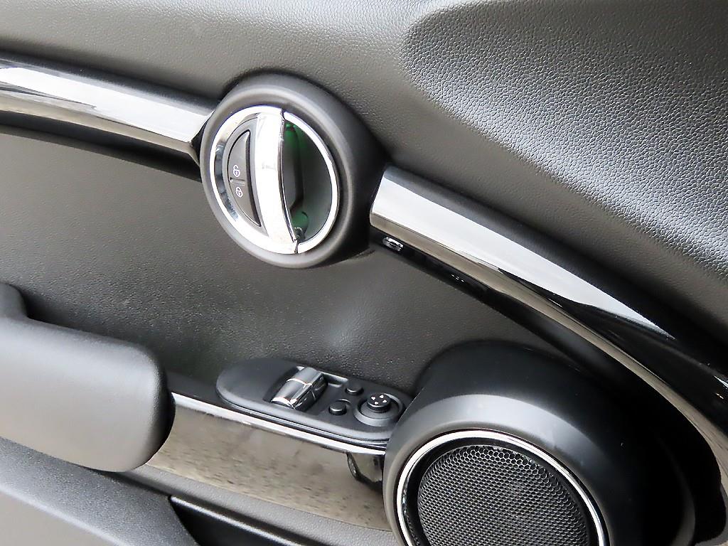 미니 쿠퍼(3세대) 1.5 D 하이 - 이미지 2