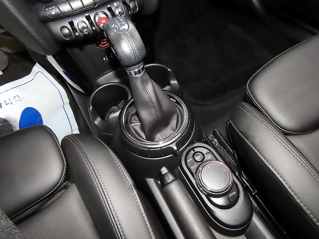 미니 쿠퍼(3세대) 1.5 D 하이 - 이미지 3