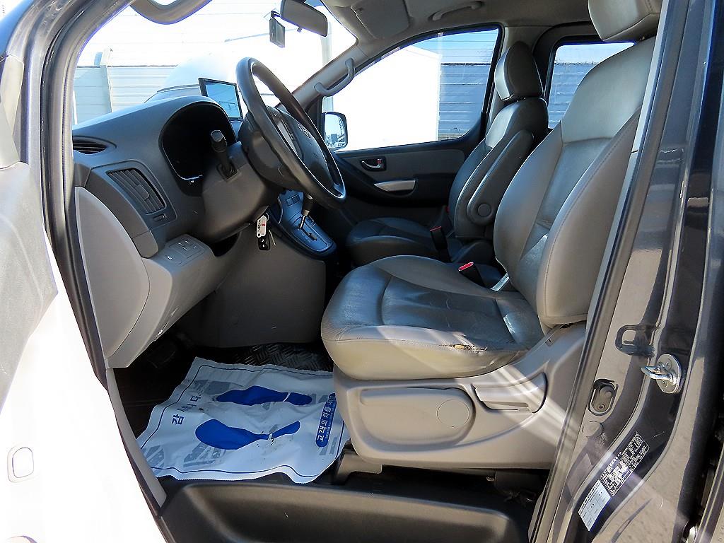 현대 그랜드스타렉스 5인승 디젤 밴 CVX 럭셔리 - 이미지 7