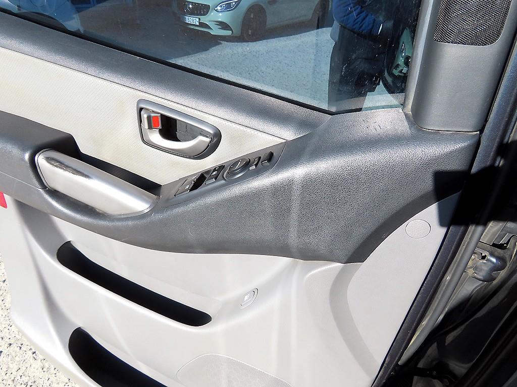 현대 그랜드스타렉스 5인승 디젤 밴 CVX 럭셔리 - 이미지 19