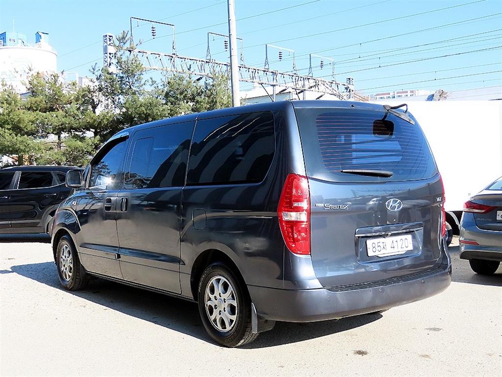 현대 그랜드스타렉스 5인승 디젤 밴 CVX 럭셔리 - 이미지 13