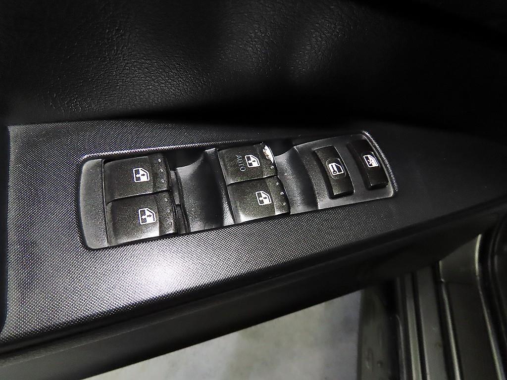 KG모빌리티(쌍용) 코란도 스포츠 CX7 4WD 패션 - 이미지 10