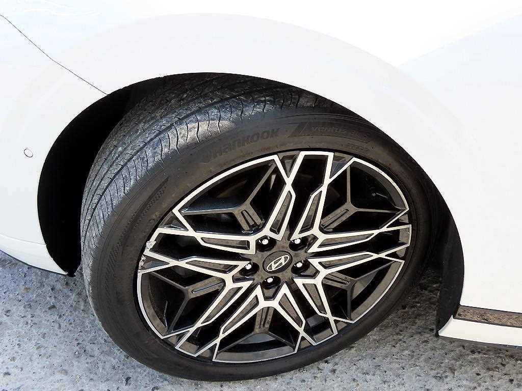 현대 디 올뉴그랜저 LPi 3.5 익스클루시브 - 이미지 17