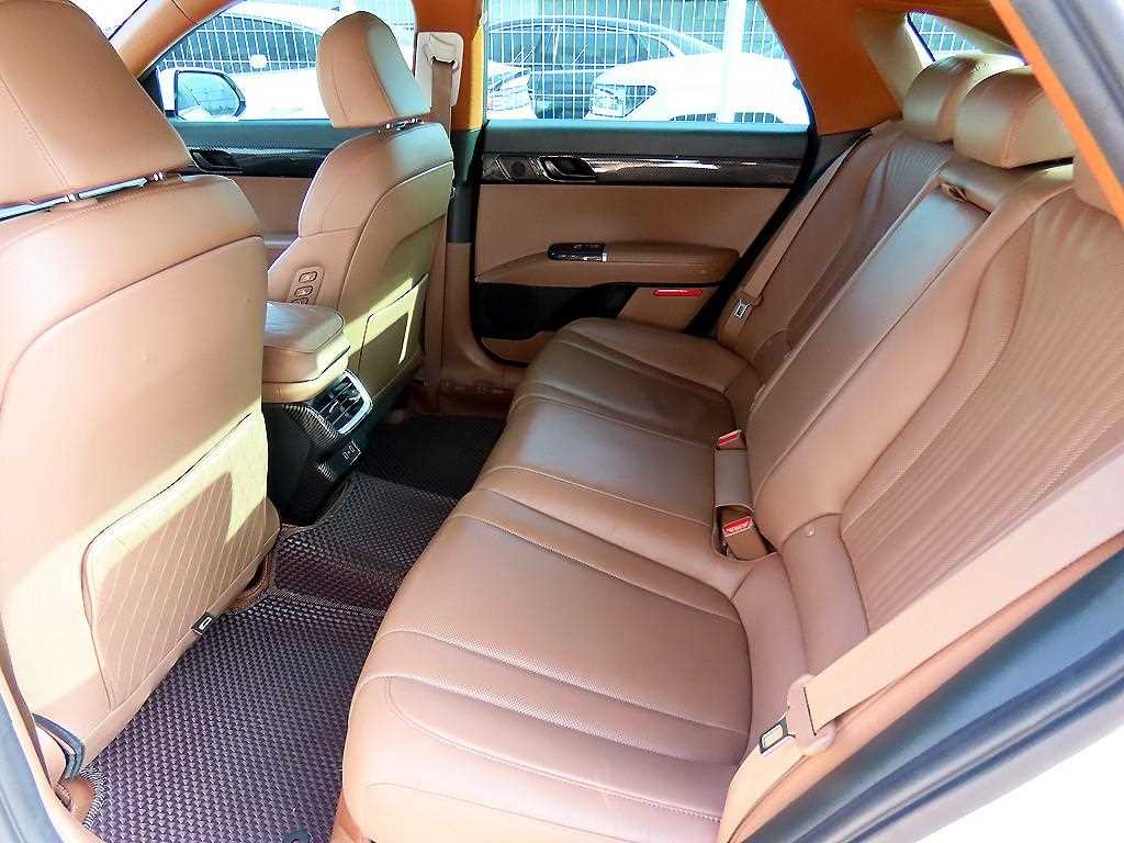 현대 디 올뉴그랜저 LPi 3.5 익스클루시브 - 이미지 15