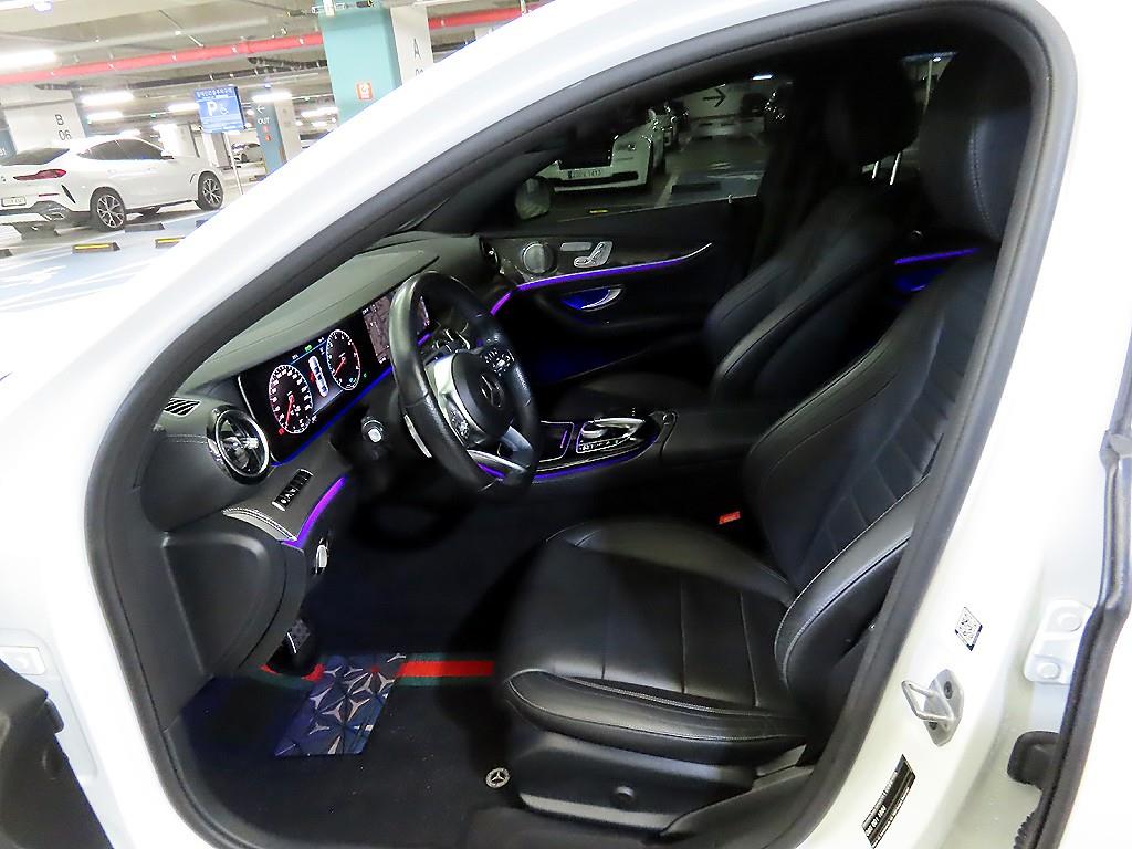 벤츠 E클래스(5세대) E350 4매틱 AMG 라인 - 이미지 11