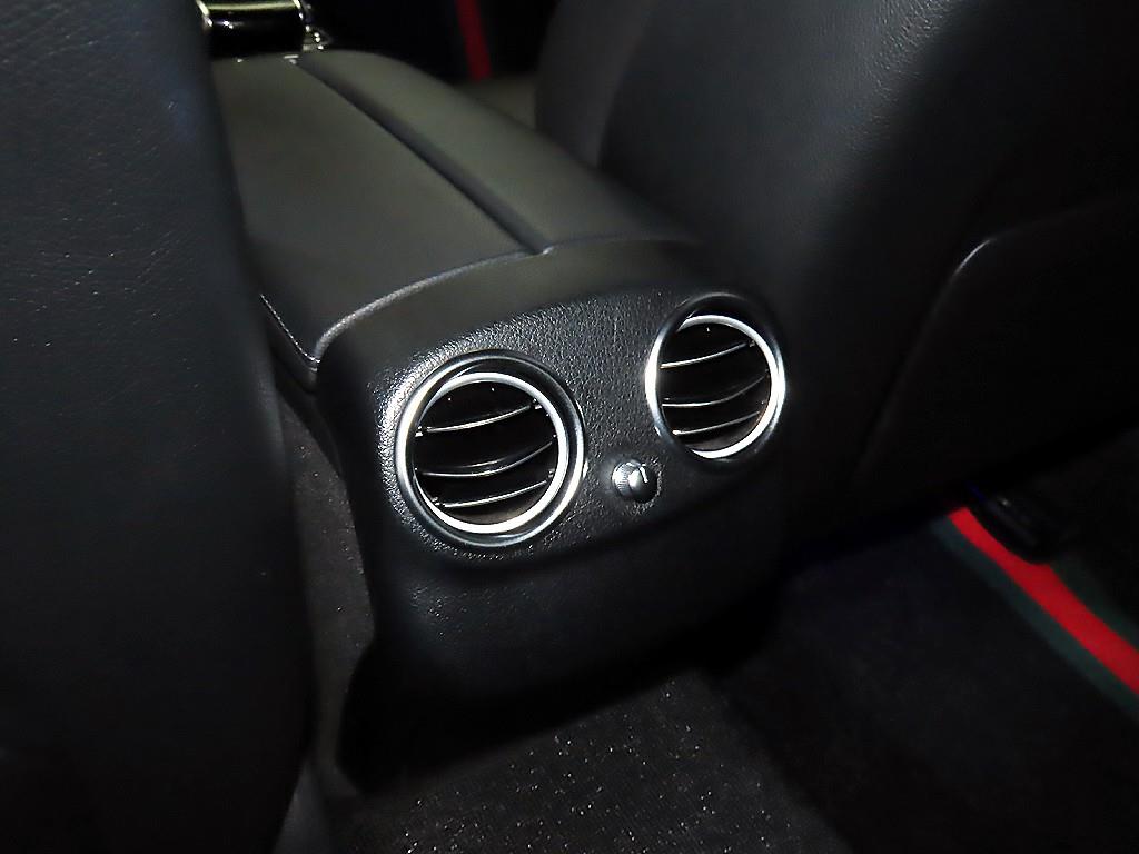 벤츠 E클래스(5세대) E350 4매틱 AMG 라인 - 이미지 8