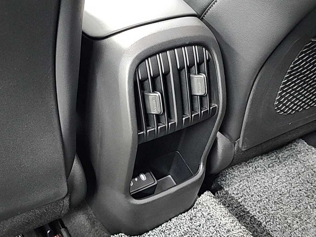 현대 디 올뉴코나 1.6 가솔린 터보 2WD 인스퍼레이션 - 이미지 3