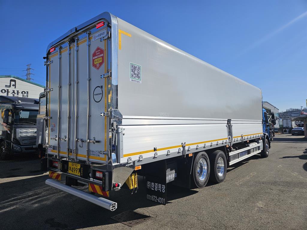 한국상용트럭 카고 13톤 - 이미지 20