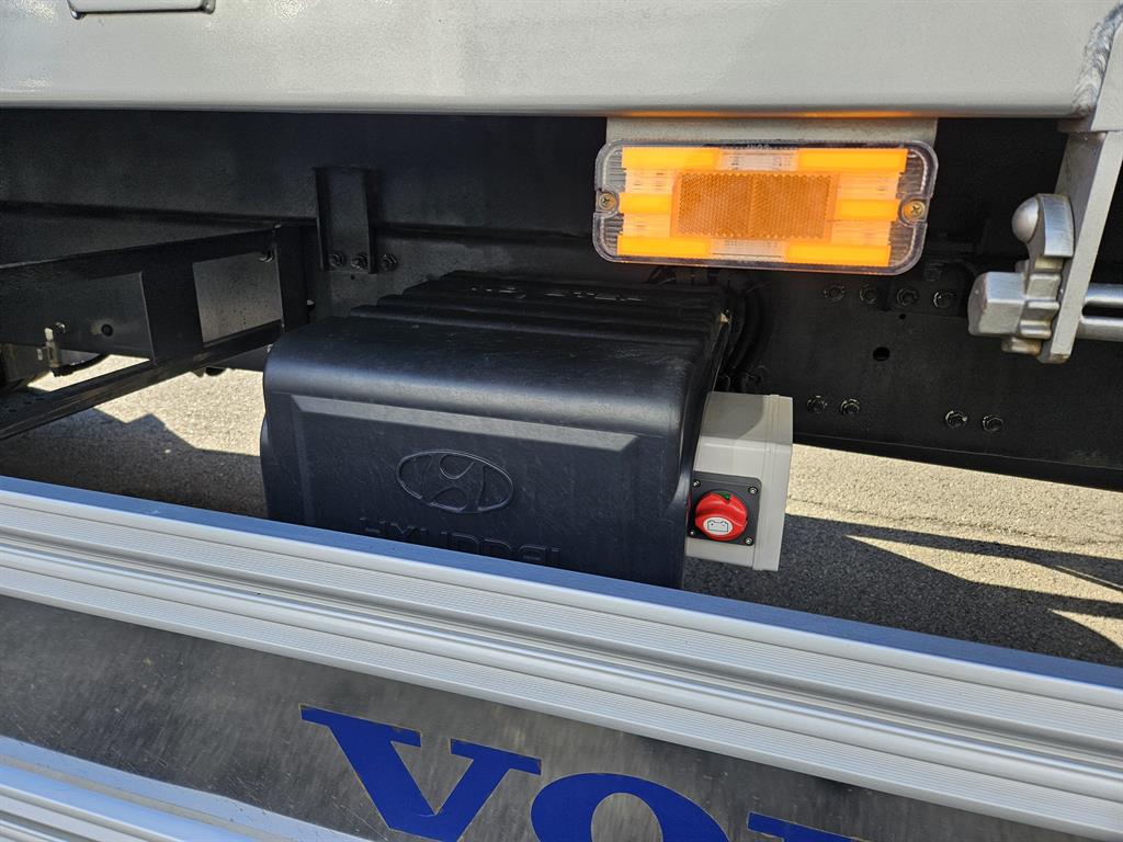 한국상용트럭 카고 13톤 - 이미지 15