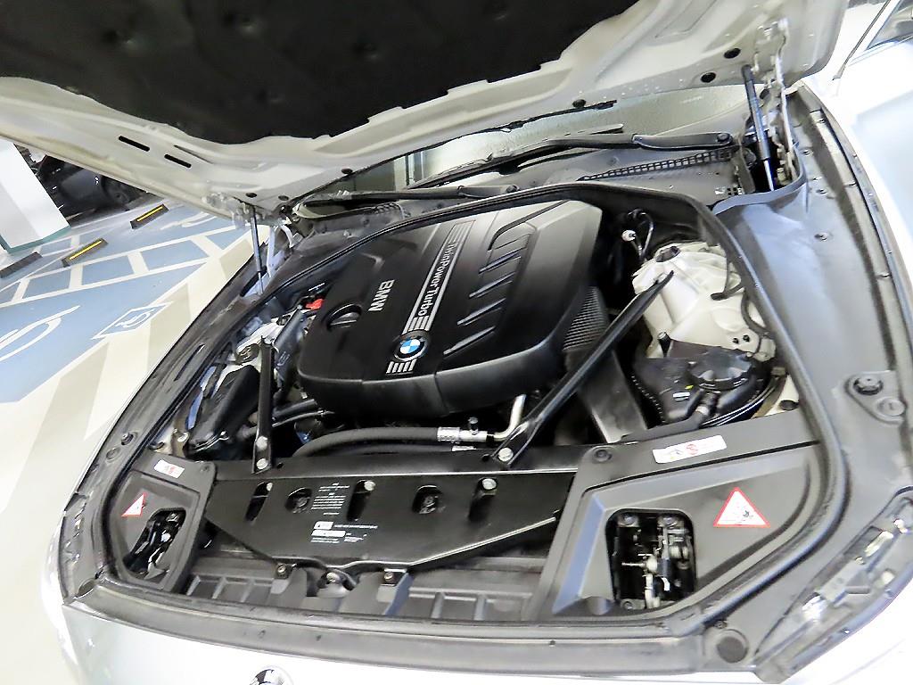 BMW 5시리즈(6세대) 520d xDrive - 이미지 13