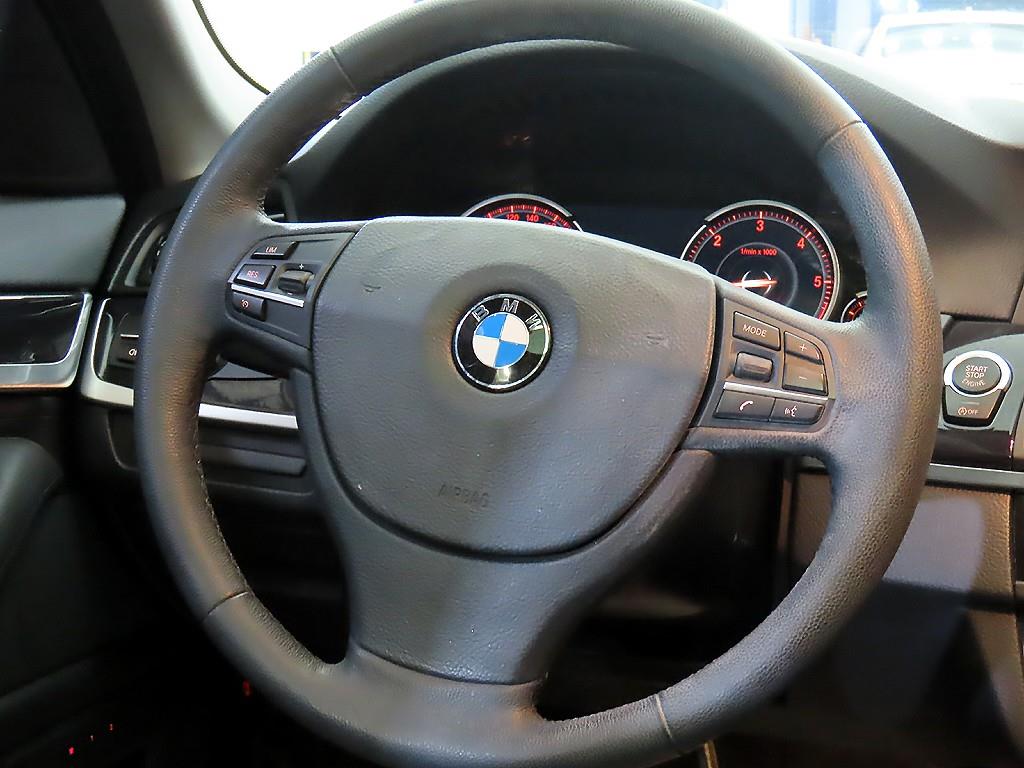 BMW 5시리즈(6세대) 520d xDrive - 이미지 9