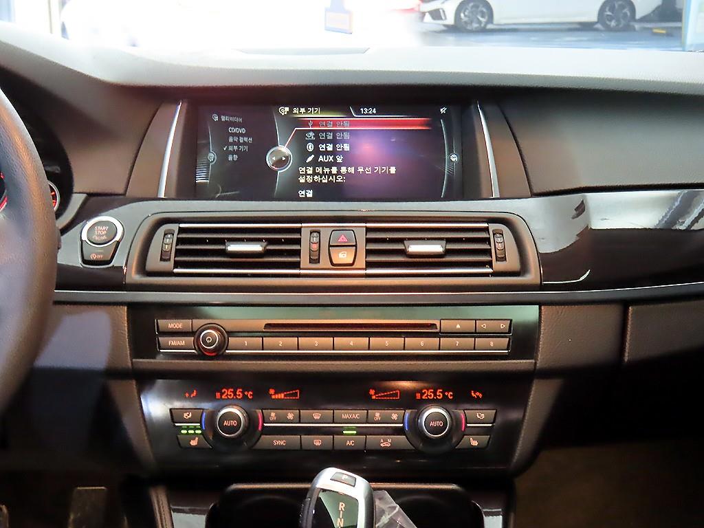 BMW 5시리즈(6세대) 520d xDrive - 이미지 15