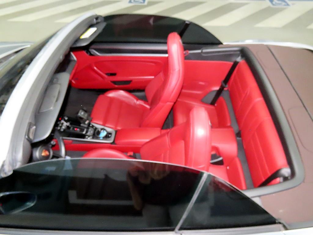 포르쉐 911(992) 카레라 카브리올레 - 이미지 10