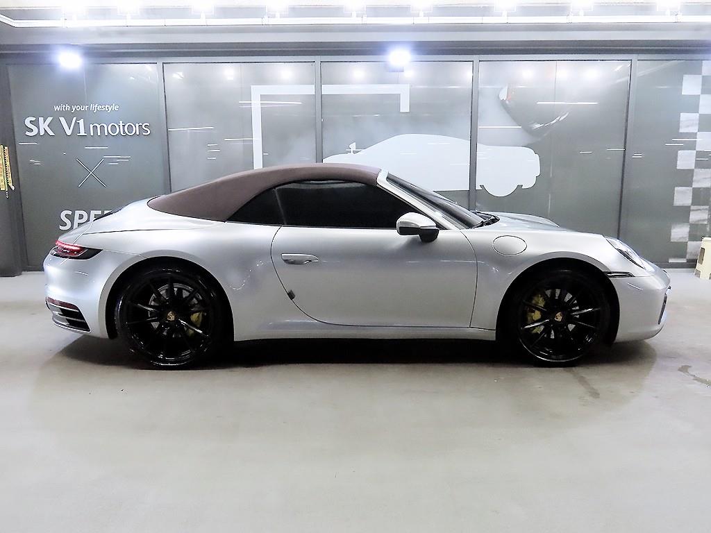 포르쉐 911(992) 카레라 카브리올레 - 이미지 3