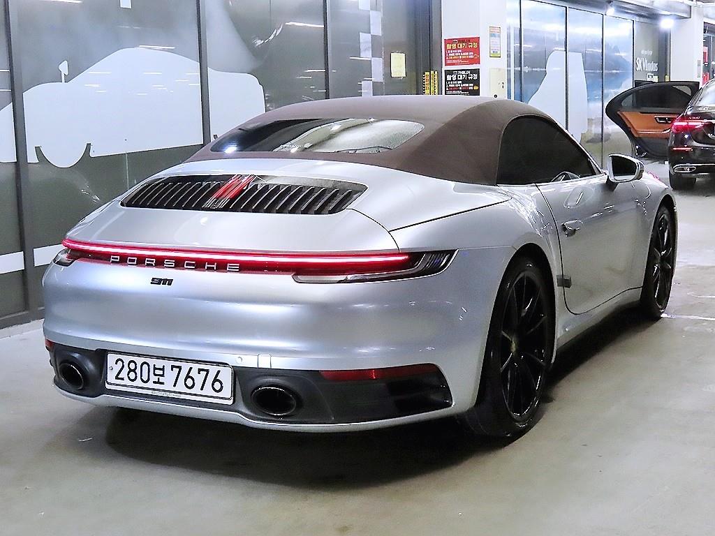 포르쉐 911(992) 카레라 카브리올레 - 이미지 14