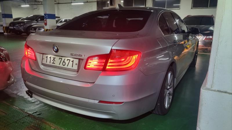 BMW 5시리즈(6세대) 528i - 이미지 4